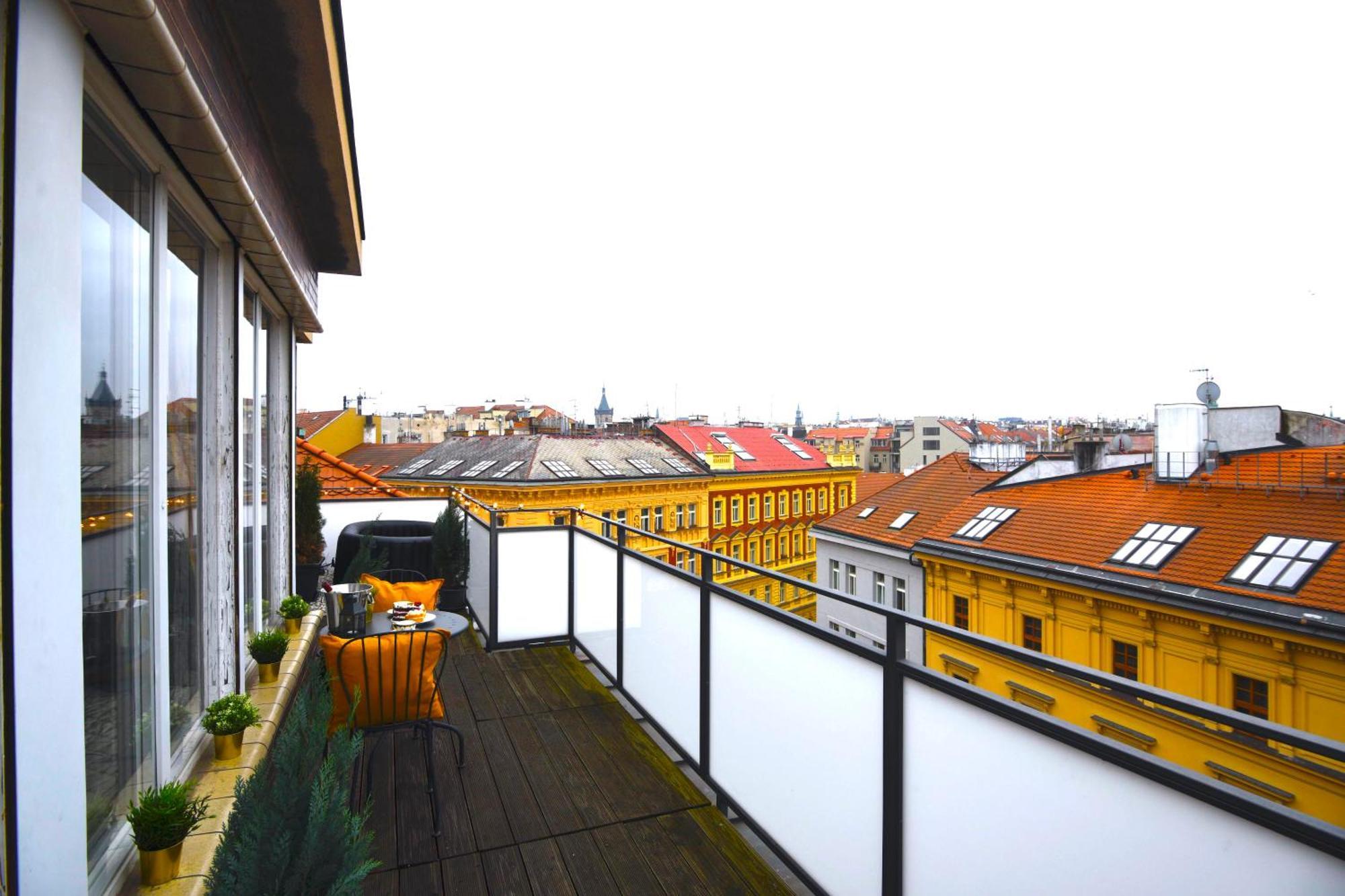Waterfront River Side Roof Top Apartment - Terrace With City View Praha Exteriér fotografie
